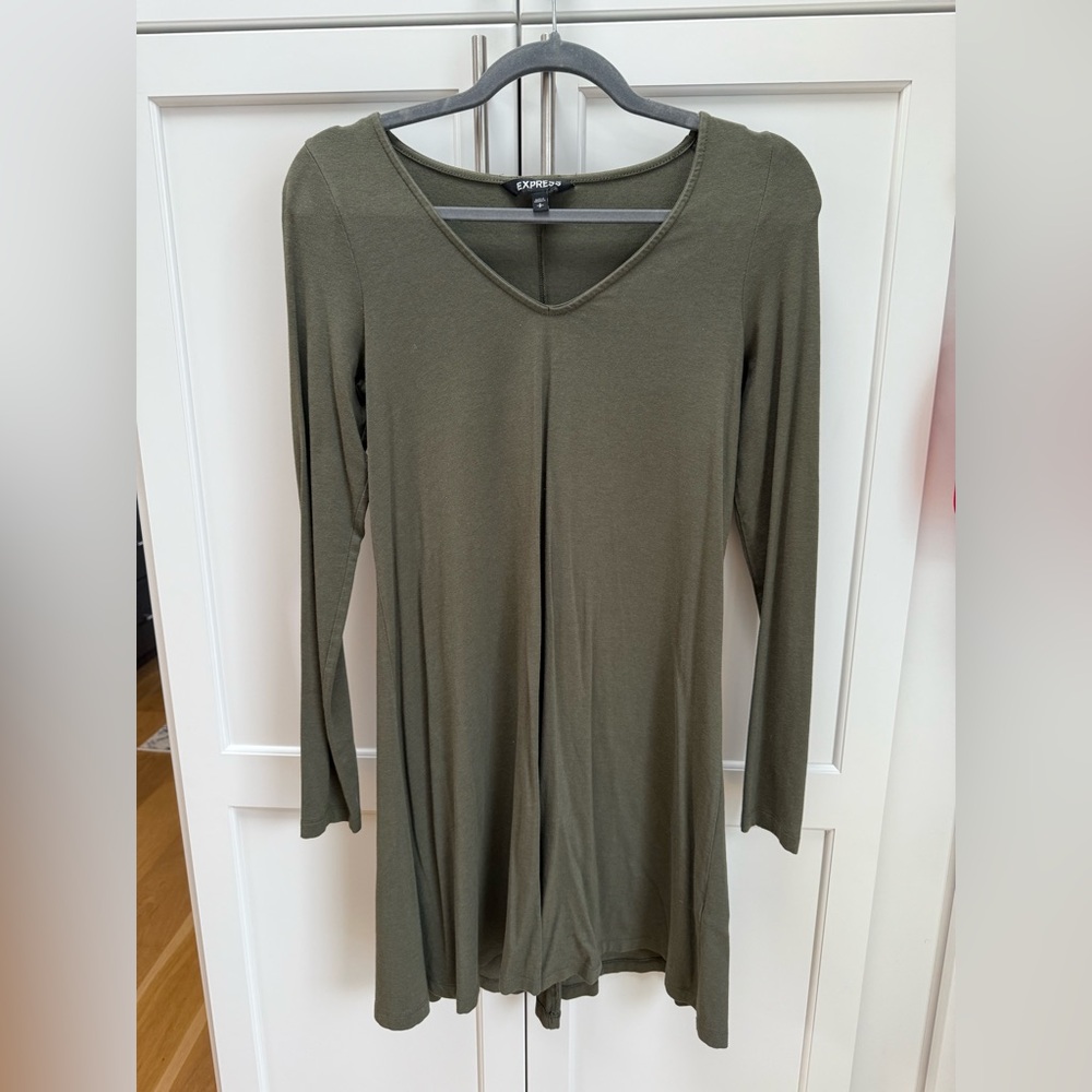 Express Dress - Picture 7 of 8